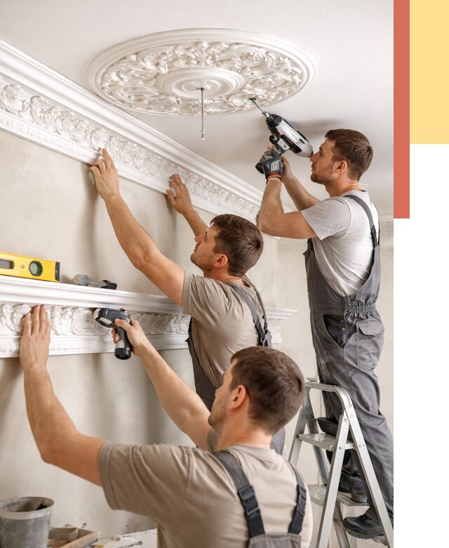 Монтаж лепнины на потолок в Полевском от 3285 руб. быстро и недорого | ОТДЕЛОЧНИК-Плв